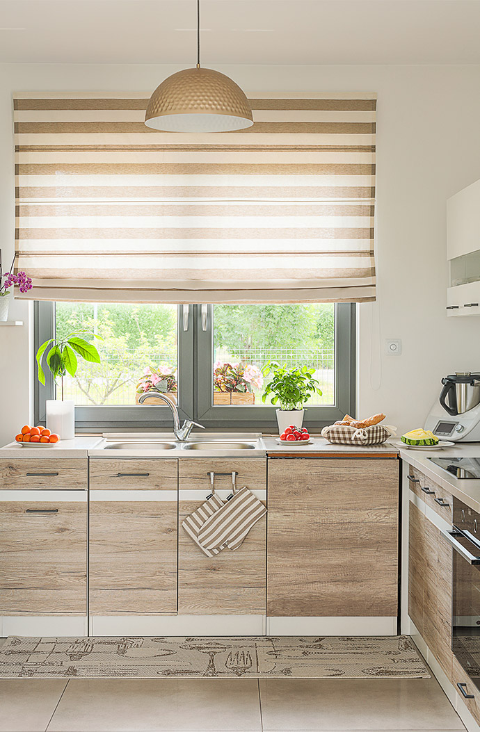 Cozy Kitchen in Beige