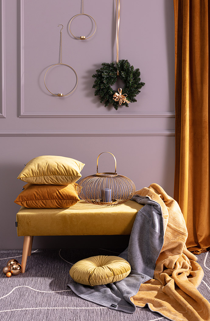 Christmas Golden Details