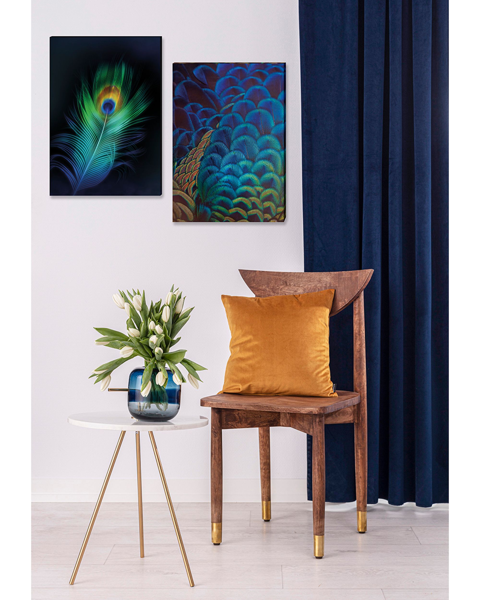 Vaizdas ant drobės Peacock Eye (hover)